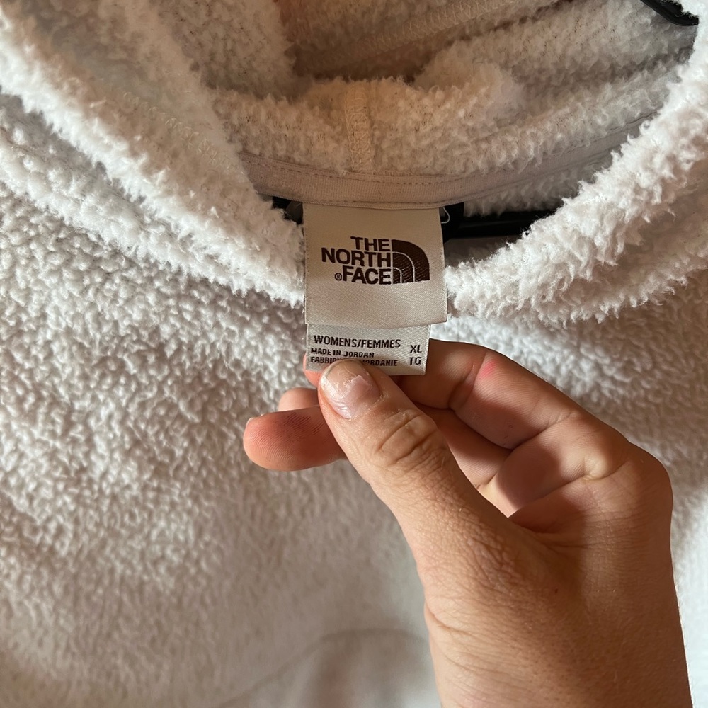 North face Sherpa pullover size xl